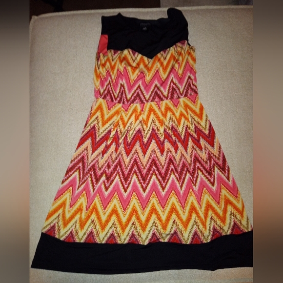 Enfocus studio, 70's reborn dress, size 4 - Picture 2 of 2